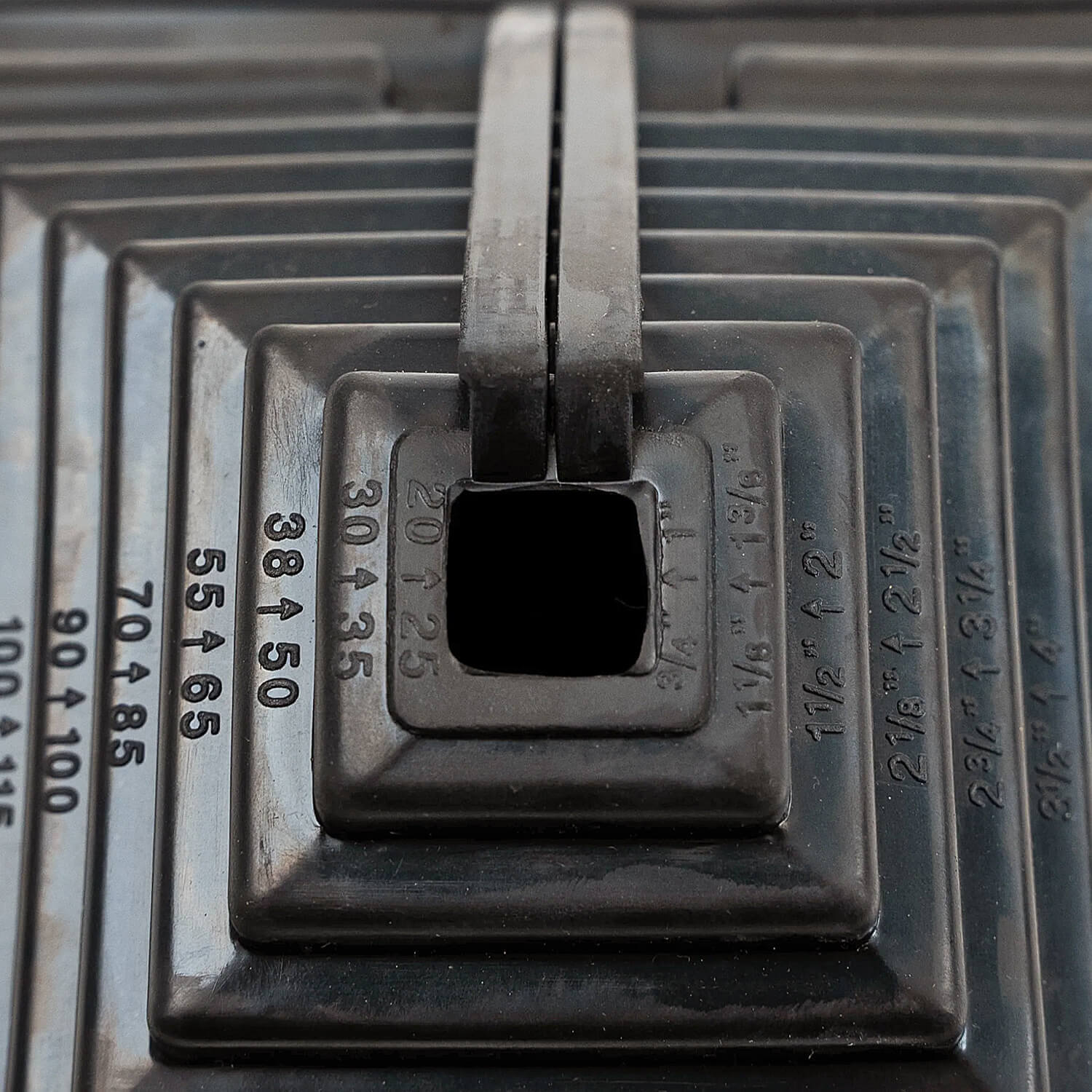 DCS103BC Black Square Pipe, Square Base Combo Pipe Flashing - Image 4
