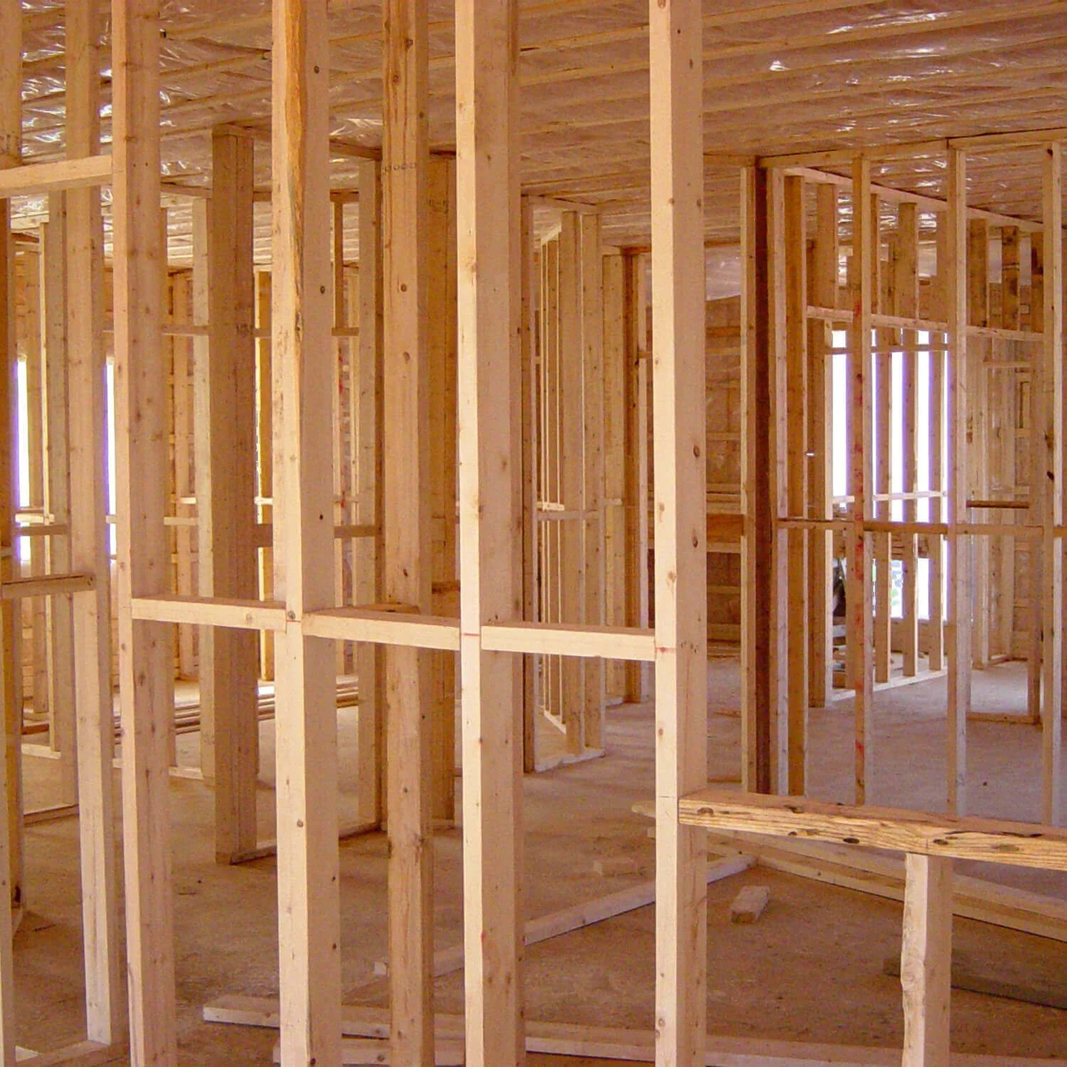 Sinker Framing Nails for General Home construction, remodeling, general carpentry vinyl coated nails. Used for interior framing and structural fastening - Image 5